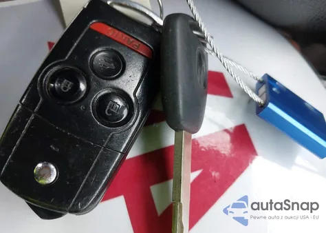 2011 Acura Tsx 2.4 z USA, uszkodzony, nr VIN JH4CU2F67BC001560